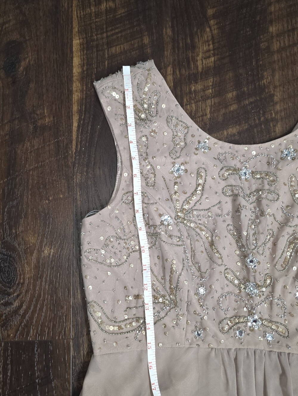 Elegant Flowing Evening Gown With Sequin Bodice - Picture 9 of 10